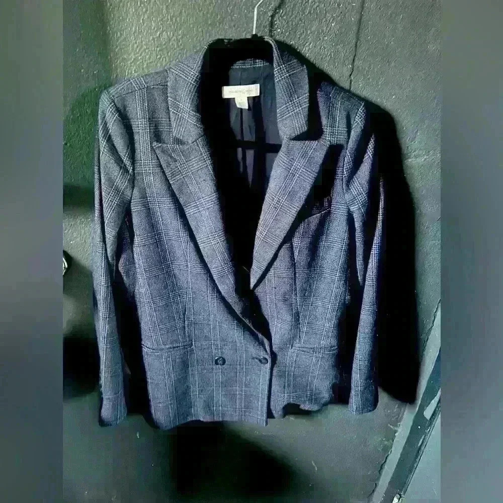 Women’s Treasure Bond Button Up Navy Blue Blazer Small